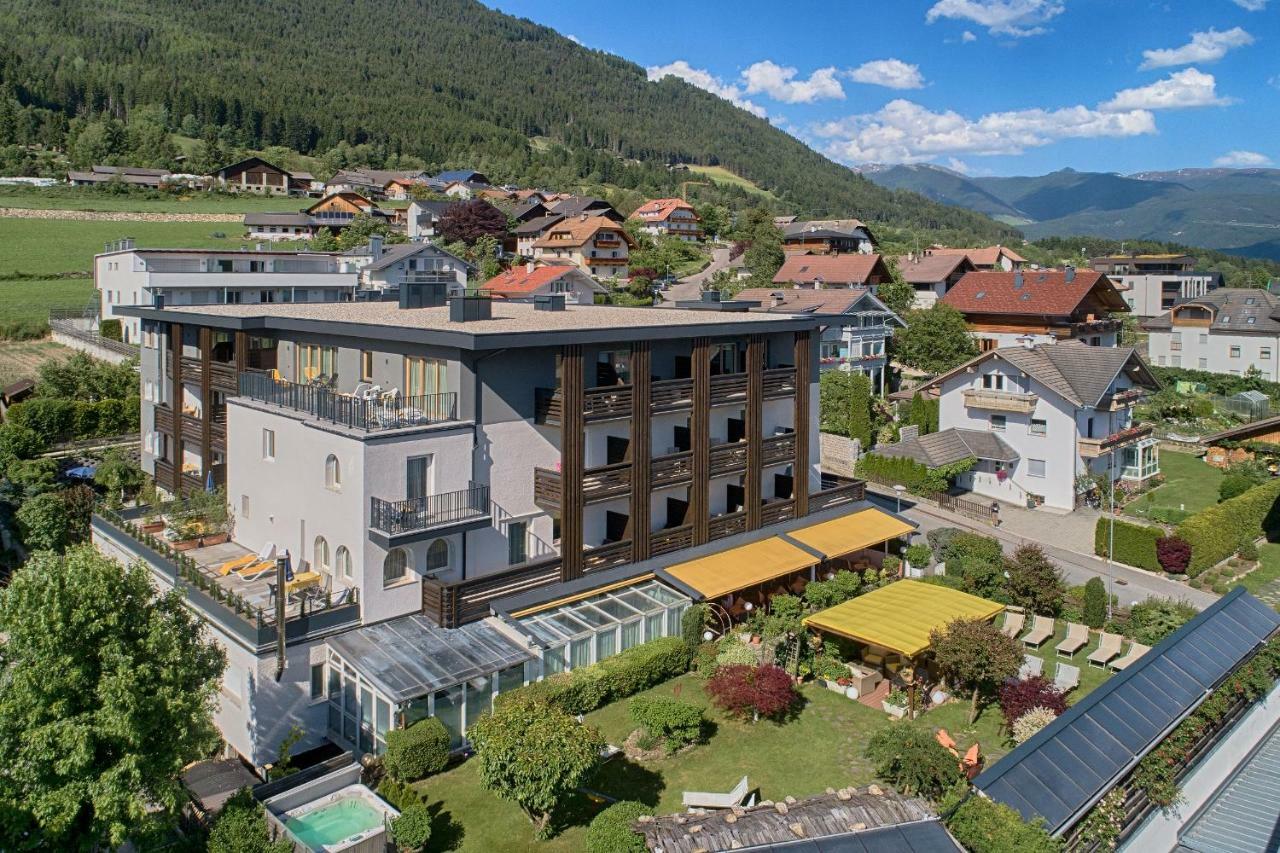 Hotel Kristall Пфальцен Экстерьер фото